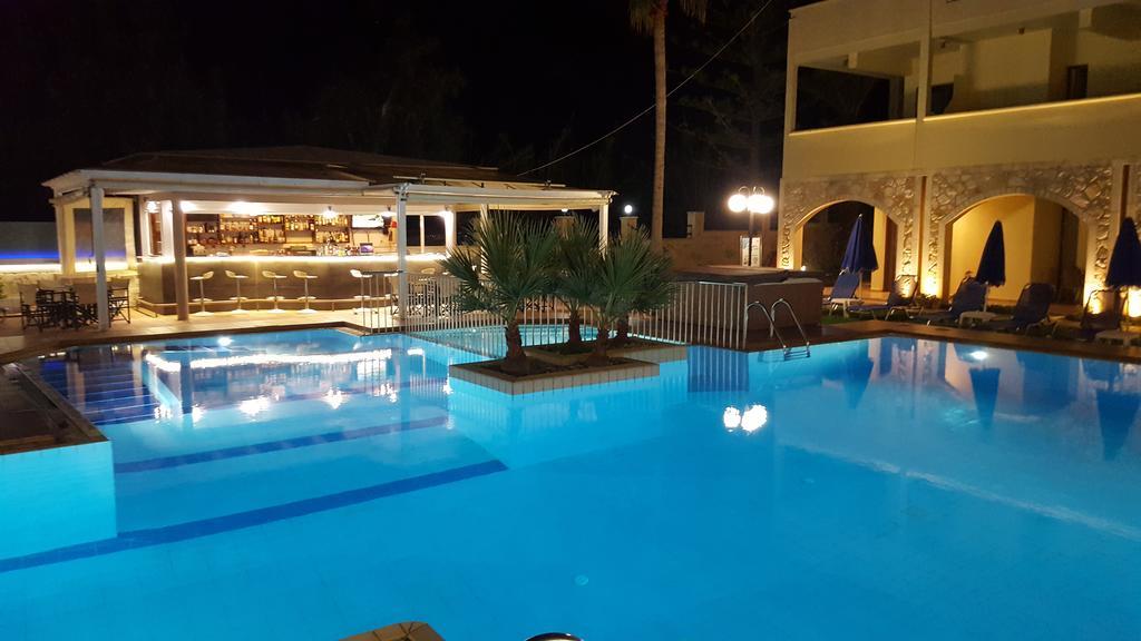 Sunny Suites Maleme Eksteriør bilde